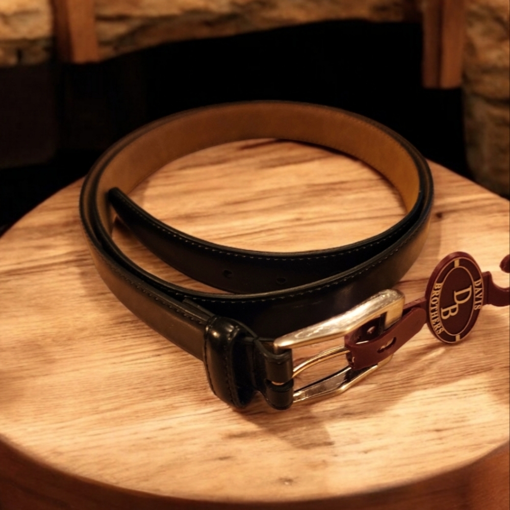 Davis Brothers Men's Fashion Belt SZ. 48 dark Brown Leather silver Buckle NWT